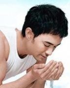 男生化妆水品牌排行榜(目前男士化妆品好的是哪个牌子好)