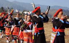 瑶族女性服装图片(瑶族民族衣服图片大全)