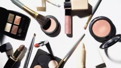 男用化妆品口红品牌排行榜(男士化妆品牌排行榜)