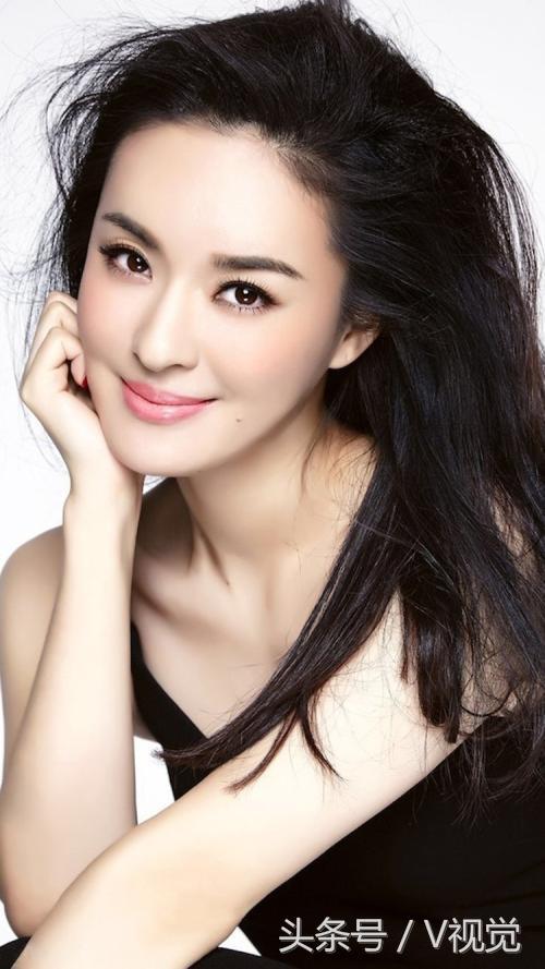 山东青岛美丽的女演员——于越