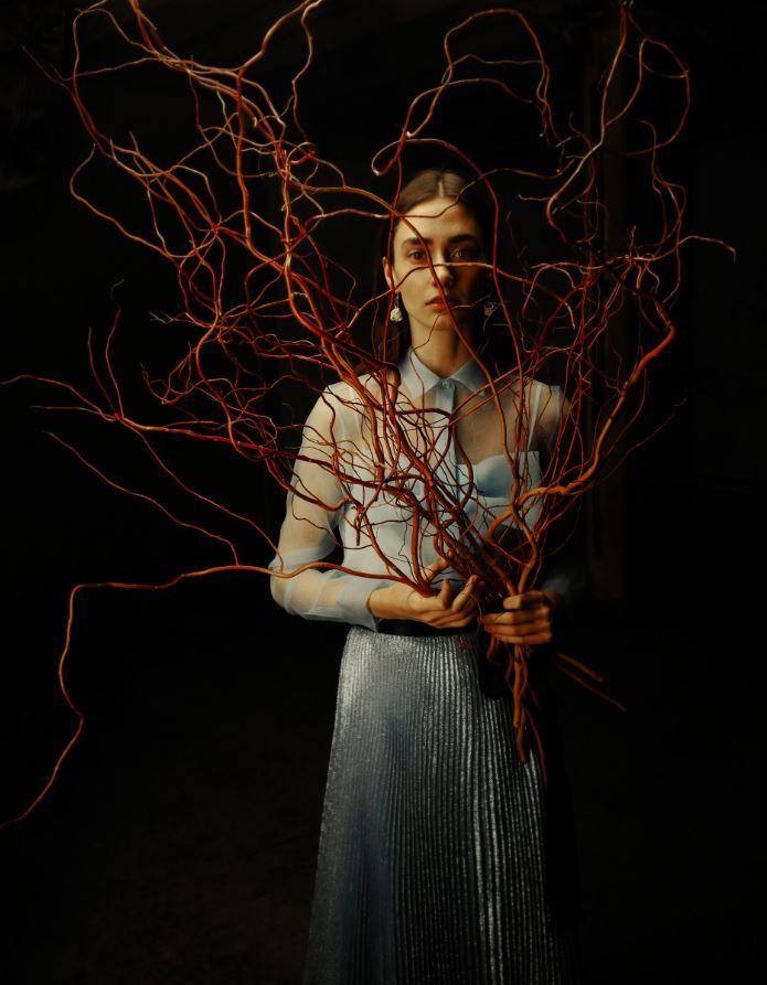 现代贝儿的衣橱什么样？天才设计师推出「美女与野兽」限定系列！