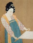 唐朝女性三种服装特点是(唐朝女性的服饰特点)