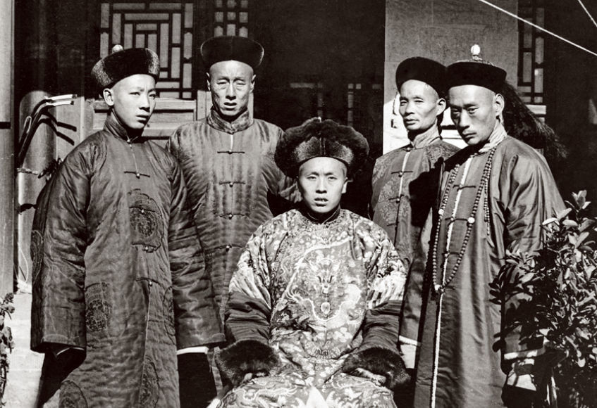 一眼看尽历代服饰，汉唐明清哪个朝代的服装美？