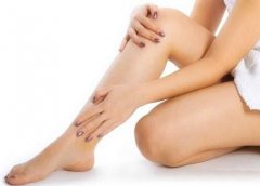 小腿肚很大很硬怎么办(腿小肚子硬胀怎么办)