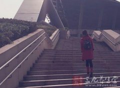 踮脚坐可以瘦腿吗(站着踮脚能瘦腿吗)