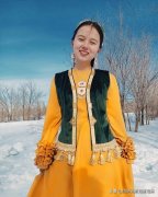 哈萨克族的服装女性(哈萨克族的民族服饰)