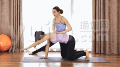 蝴蝶背怎么锻炼(蝴蝶背多久能练出来)