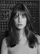 中世纪英国女性的传统服装