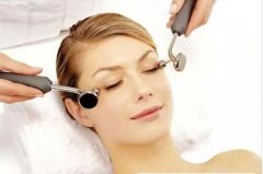 丰胸刮痧的方法(自己丰胸刮痧视频教程)