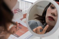 香港冷门化妆品品牌排行榜(香港冷门化妆品品牌排行榜新)