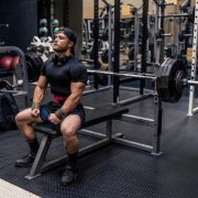 怎么用哑铃瘦身(如何用哑铃减肥方法)