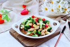 怎么做西兰花减肥(减肥西兰花做法大全)