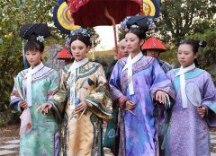清朝皇室女性服装(清朝贵族女子服饰)