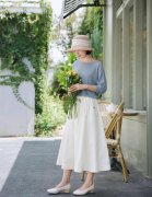 女性服装夏季中年款图(中年女士夏季服装中长款)