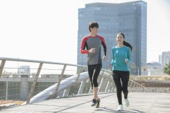 跑步瘦腿法(如何跑步瘦腿)