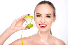 晚餐怎么吃才能减肥吗(晚餐怎么吃才能减肥吗女生)