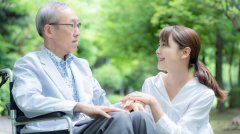 4050岁女性夏季服装(4050岁的衣服品牌)