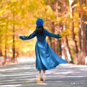 女性统一服装照片(一套衣服图片女)