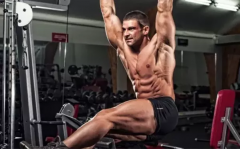 怎么练腹肌下部分(怎么练腹肌下部分肌肉男)