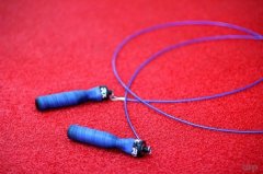 怎么跳绳才能减肥(怎么跳绳减肥?)