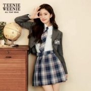 连帽卫衣情侣服装品牌排行榜(情侣帽子品牌排行榜)