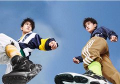 女性耐克服装搭配阿迪裙子(女性耐克服装搭配阿迪裙子好看吗)