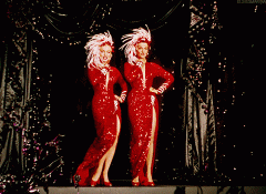 大型喜庆服装品牌排行榜(喜庆的品牌名字)