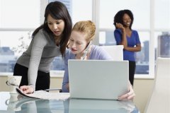 办公室怎么做提臀运动(怎样做提臀运动)