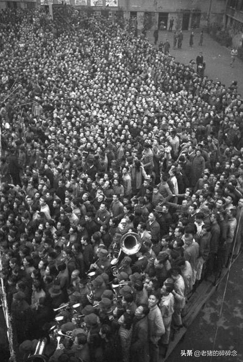 罕见老照片：你肯定没见过的民国时期集体婚礼