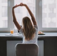 屁股平怎么办(屁股越来越扁平怎么办)