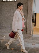 看老年女性的冬季服装(看老年女性的冬季服装视频)