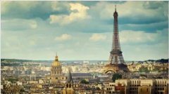 国际中年女性服装品牌(中年女士的品牌服装)