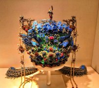 唐朝女性服装配饰图(唐朝女人服饰图片)