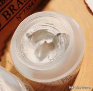 中年女性服装大众品牌(中年女人品牌服装)