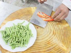 山东控油化妆品品牌排行榜(控油化妆品哪个品牌比较好)