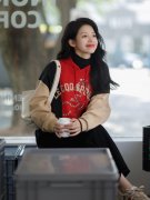 女性卫衣服装搭配(女性卫衣服装搭配图)