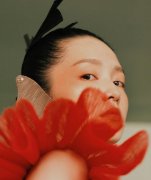 独立女性服装妆容搭配图片(独立女性服装妆容搭配图片)