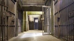 监狱服装推荐女性吗知乎(监狱服装推荐女性吗知乎文章)