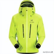 中老年女性户外服装品牌(中老年女性户外服装品牌推荐)