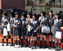 二战女性服装变化图(二战女性服装变化图片)