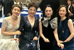 女性国际服装设计大师(国外服装设计大师)