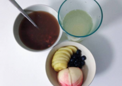 男模特一日三餐怎么吃(模特每天吃一顿饭)