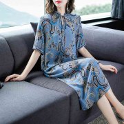 服装女装夏装中年女性(中年女子夏装)