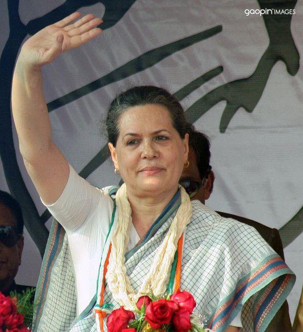 被接连刺杀的印度政界家族：尼赫鲁·甘地家族