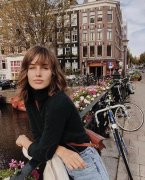 近代法国女性服装特点(近代法国女性服装特点有哪些)