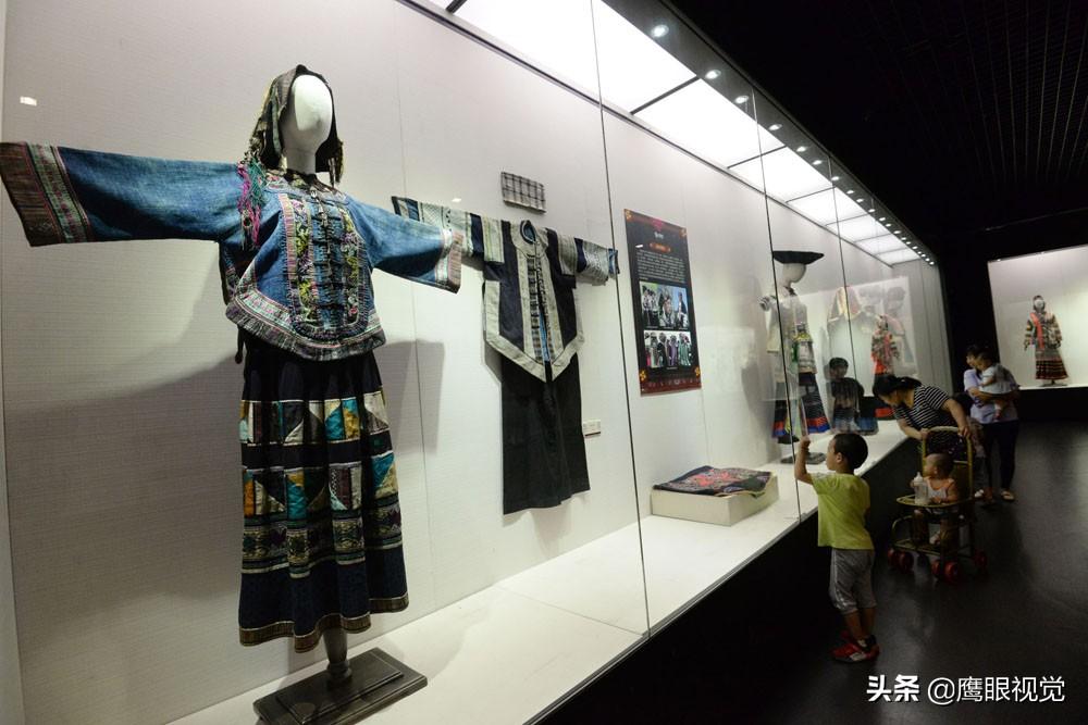 延续千年的彝族服饰被称“民族历史文化活化石”，如今却濒临消亡