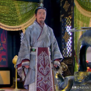 汉朝女性穿啥服装好穿啊(汉朝女人穿的衣服)