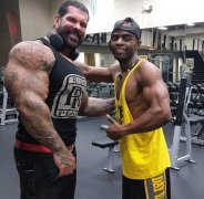 三头肌长头锻炼方法(练三头肌长头有的动作)