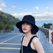 折叠化妆镜韩国品牌排行榜(化妆镜十大品牌)