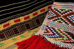 沙特职业女性服装图片冬季(沙特女性衣服)